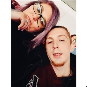 Meet your Posher, Devin